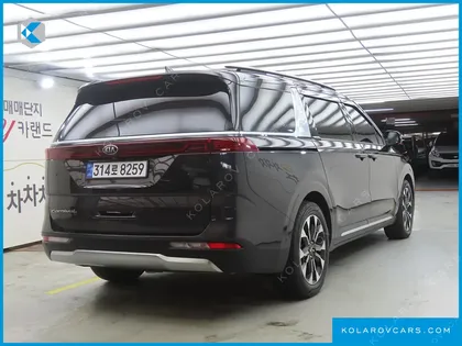 KIA CARNIVAL GASOLINE 9-SEATER NOBLESSE