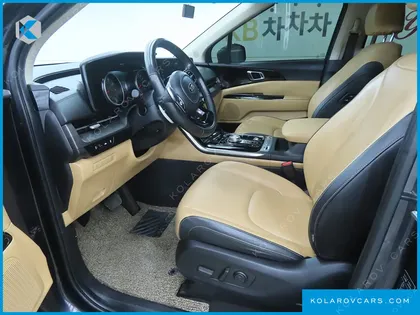 KIA CARNIVAL GASOLINE 9-SEATER NOBLESSE