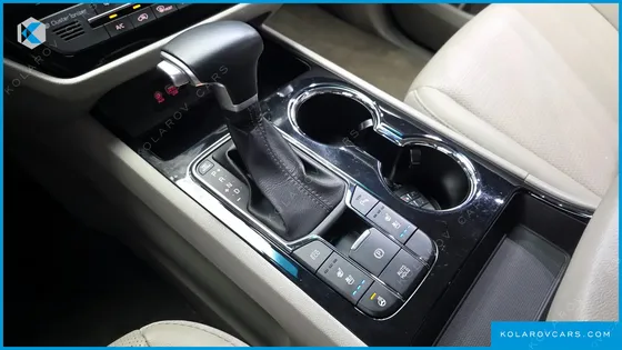 KIA CARNIVAL 11-SEATER PRESTIGE