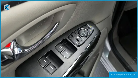 KIA CARNIVAL 11-SEATER PRESTIGE