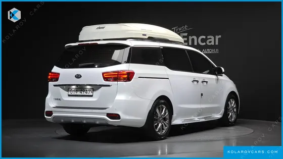 KIA CARNIVAL 9-SEATER NOBLESSE SPECIAL