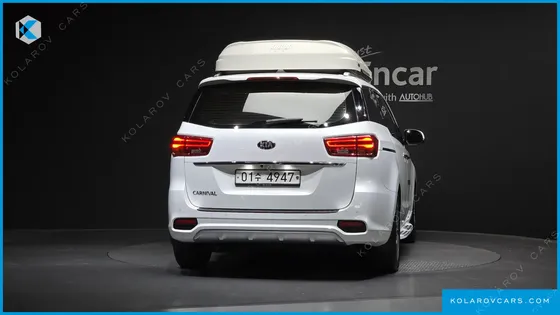 KIA CARNIVAL 9-SEATER NOBLESSE SPECIAL