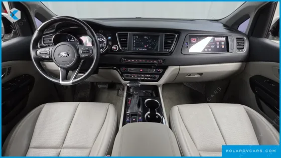 KIA CARNIVAL 9-SEATER NOBLESSE SPECIAL