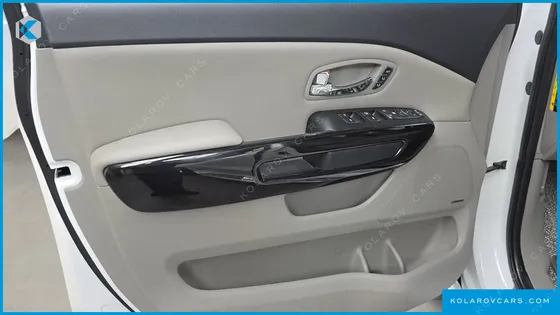 KIA CARNIVAL 9-SEATER NOBLESSE SPECIAL