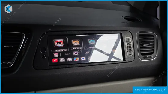 KIA CARNIVAL 9-SEATER NOBLESSE SPECIAL
