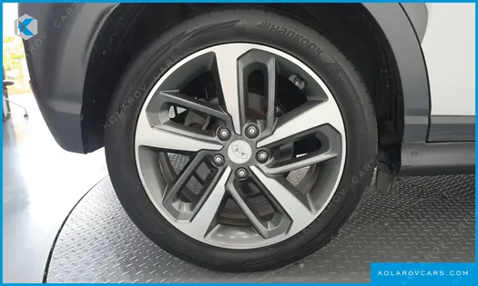 HYUNDAI KONA 1.6 TURBO 2WD