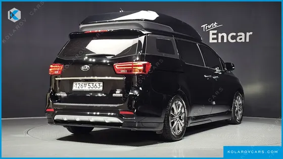 KIA CARNIVAL 9-SEATER HI-LIMOUSINE