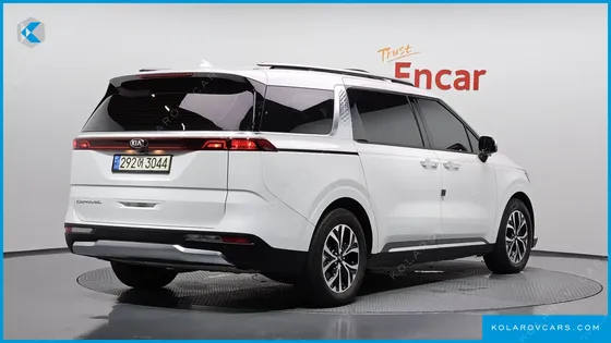 KIA CARNIVAL DIESEL 9-SEATER NOBLESSE