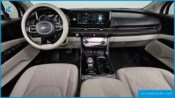 KIA CARNIVAL DIESEL 9-SEATER NOBLESSE