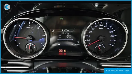 KIA CARNIVAL DIESEL 9-SEATER NOBLESSE