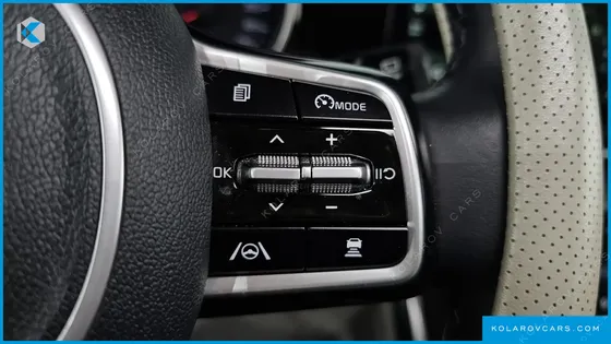 KIA CARNIVAL DIESEL 9-SEATER NOBLESSE