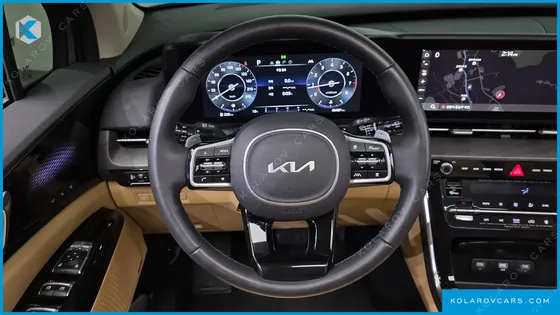 KIA CARNIVAL GASOLINE 7-SEATER SIGNATURE
