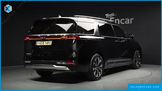 KIA CARNIVAL DIESEL 9-SEATER NOBLESSE