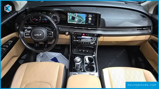 KIA CARNIVAL DIESEL 9-SEATER NOBLESSE