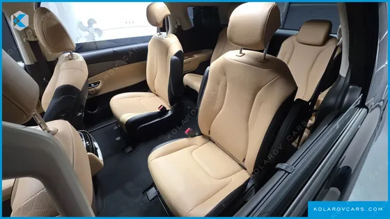 KIA CARNIVAL DIESEL 9-SEATER NOBLESSE
