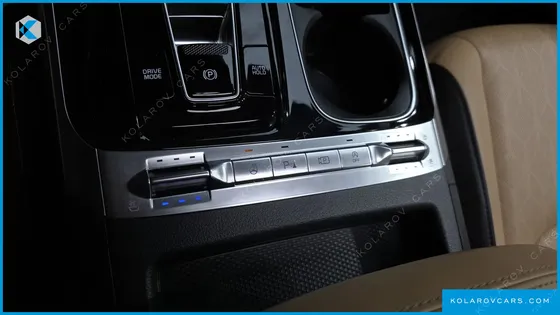 KIA CARNIVAL DIESEL 9-SEATER NOBLESSE