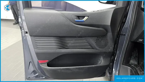HYUNDAI STARIA HEV 1.6 CARGO 3-SEATER