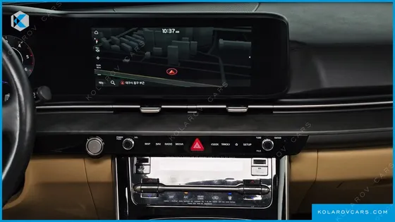 KIA CARNIVAL DIESEL 7-SEATER NOBLESSE