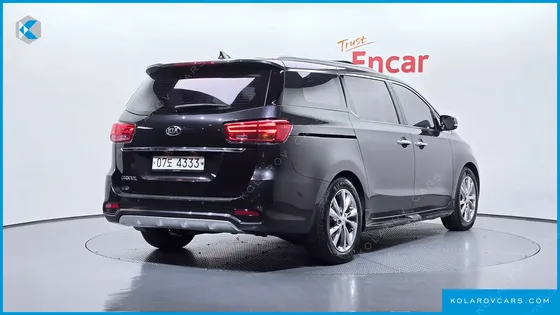KIA CARNIVAL 9-SEATER NOBLESSE SPECIAL