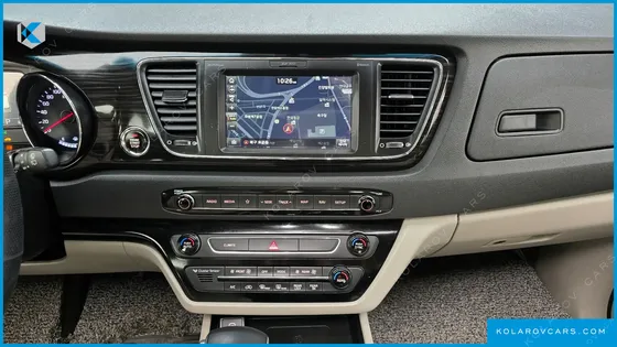 KIA CARNIVAL 9-SEATER NOBLESSE SPECIAL
