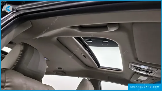 KIA CARNIVAL 9-SEATER NOBLESSE SPECIAL