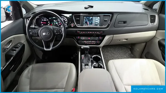 KIA CARNIVAL 11-SEATER PRESTIGE