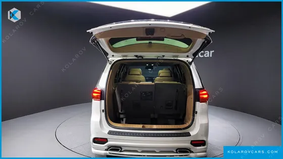 KIA CARNIVAL GASOLINE 7-SEATER LIMOUSINE