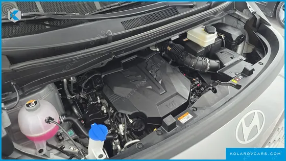 HYUNDAI STARIA L3.5 CARGO 3-SEATER