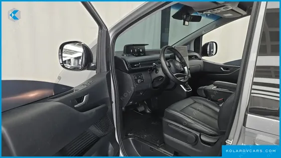 HYUNDAI STARIA L3.5 CARGO 3-SEATER