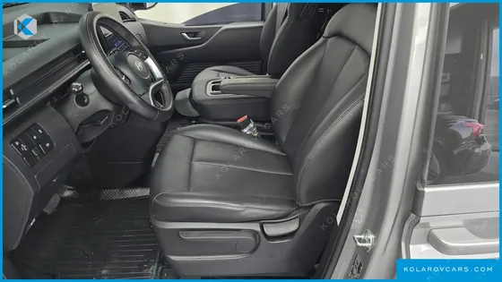 HYUNDAI STARIA L3.5 CARGO 3-SEATER