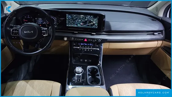 KIA CARNIVAL DIESEL 9-SEATER NOBLESSE