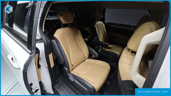 KIA CARNIVAL DIESEL 9-SEATER NOBLESSE