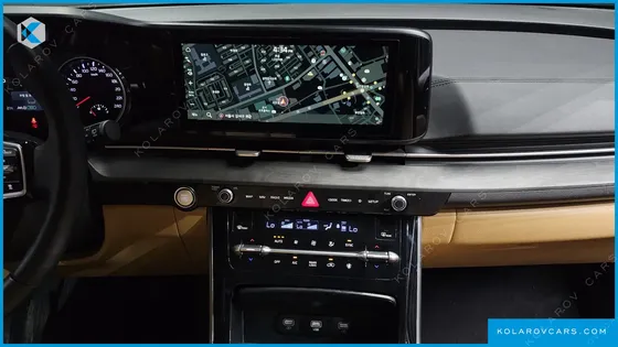 KIA CARNIVAL DIESEL 9-SEATER NOBLESSE
