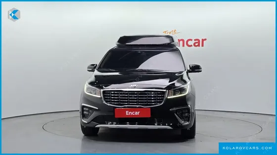KIA CARNIVAL 7-SEATER HI-LIMOUSINE