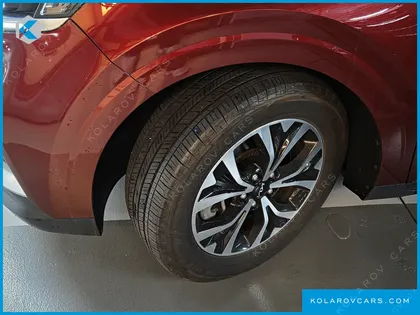 KIA CARNIVAL GASOLINE 9-SEATER PRESTIGE
