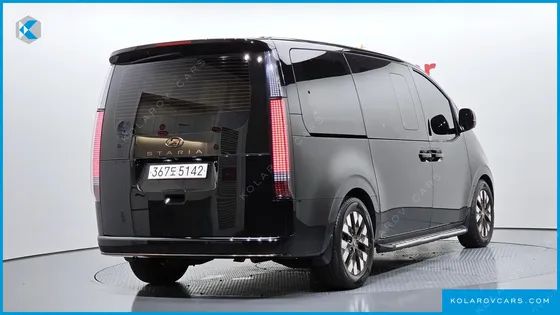 HYUNDAI STARIA L3.5 LOUNGE 9-SEATER