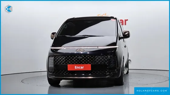 HYUNDAI STARIA L3.5 LOUNGE 9-SEATER