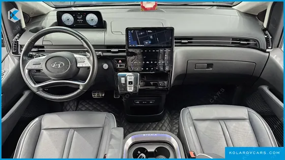 HYUNDAI STARIA L3.5 LOUNGE 9-SEATER