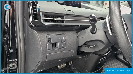 HYUNDAI STARIA L3.5 LOUNGE 9-SEATER