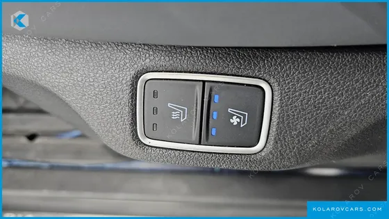 HYUNDAI STARIA L3.5 LOUNGE 9-SEATER