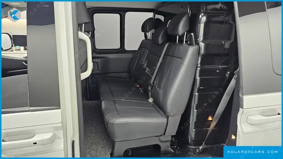 HYUNDAI STARIA CARGO 5-SEATER