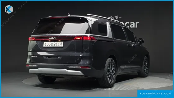KIA CARNIVAL GASOLINE 9-SEATER PRESTIGE