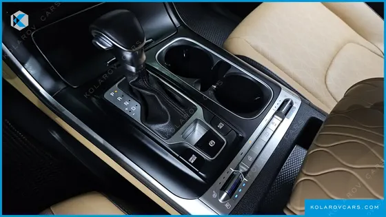 KIA CARNIVAL DIESEL 9-SEATER PRESTIGE