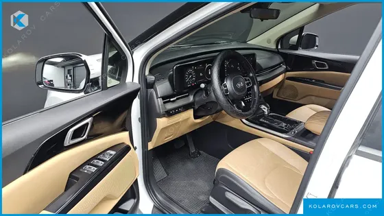 KIA CARNIVAL DIESEL 9-SEATER PRESTIGE
