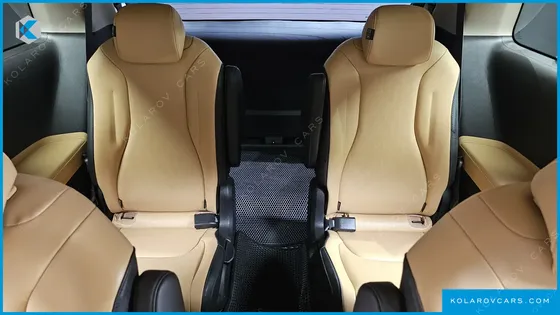 KIA CARNIVAL DIESEL 9-SEATER PRESTIGE