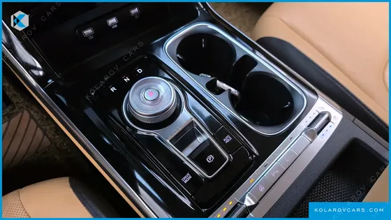 KIA CARNIVAL DIESEL 9-SEATER NOBLESSE
