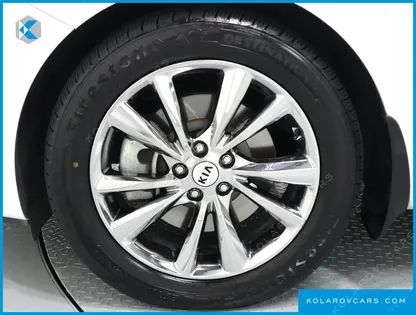 KIA CARNIVAL 9-SEATER NOBLESSE SPECIAL