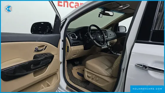 KIA CARNIVAL 9-SEATER HI-LIMOUSINE