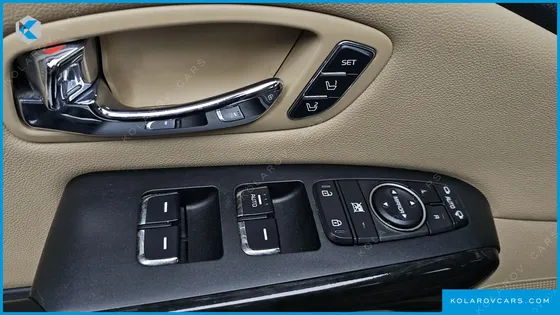 KIA CARNIVAL 9-SEATER HI-LIMOUSINE