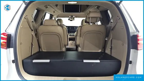 KIA CARNIVAL 9-SEATER HI-LIMOUSINE